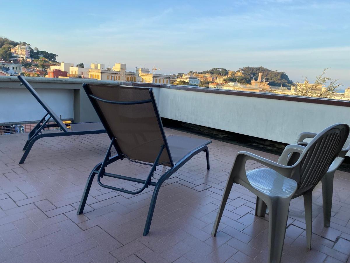 Silent Bay Apartments Сестри Леванте Екстериор снимка