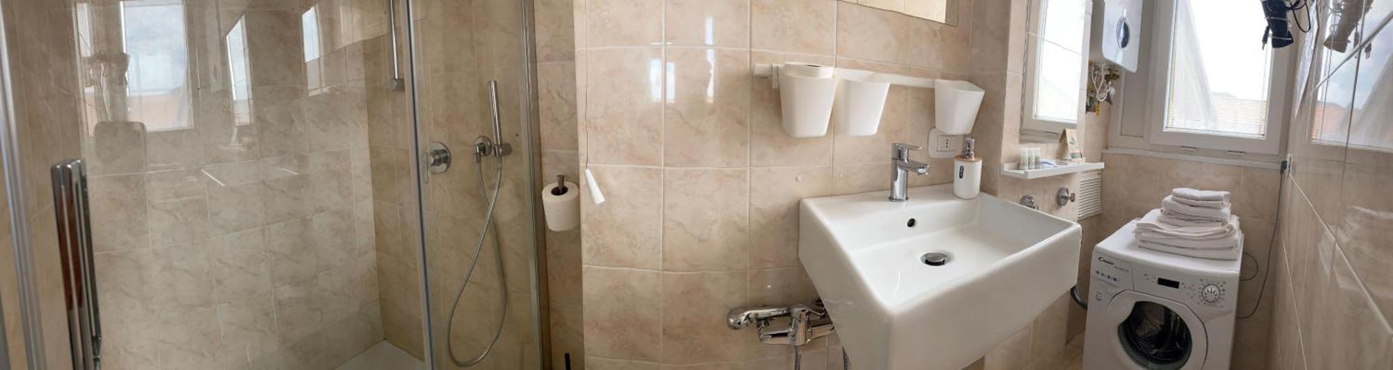 Silent Bay Apartments Сестри Леванте Екстериор снимка